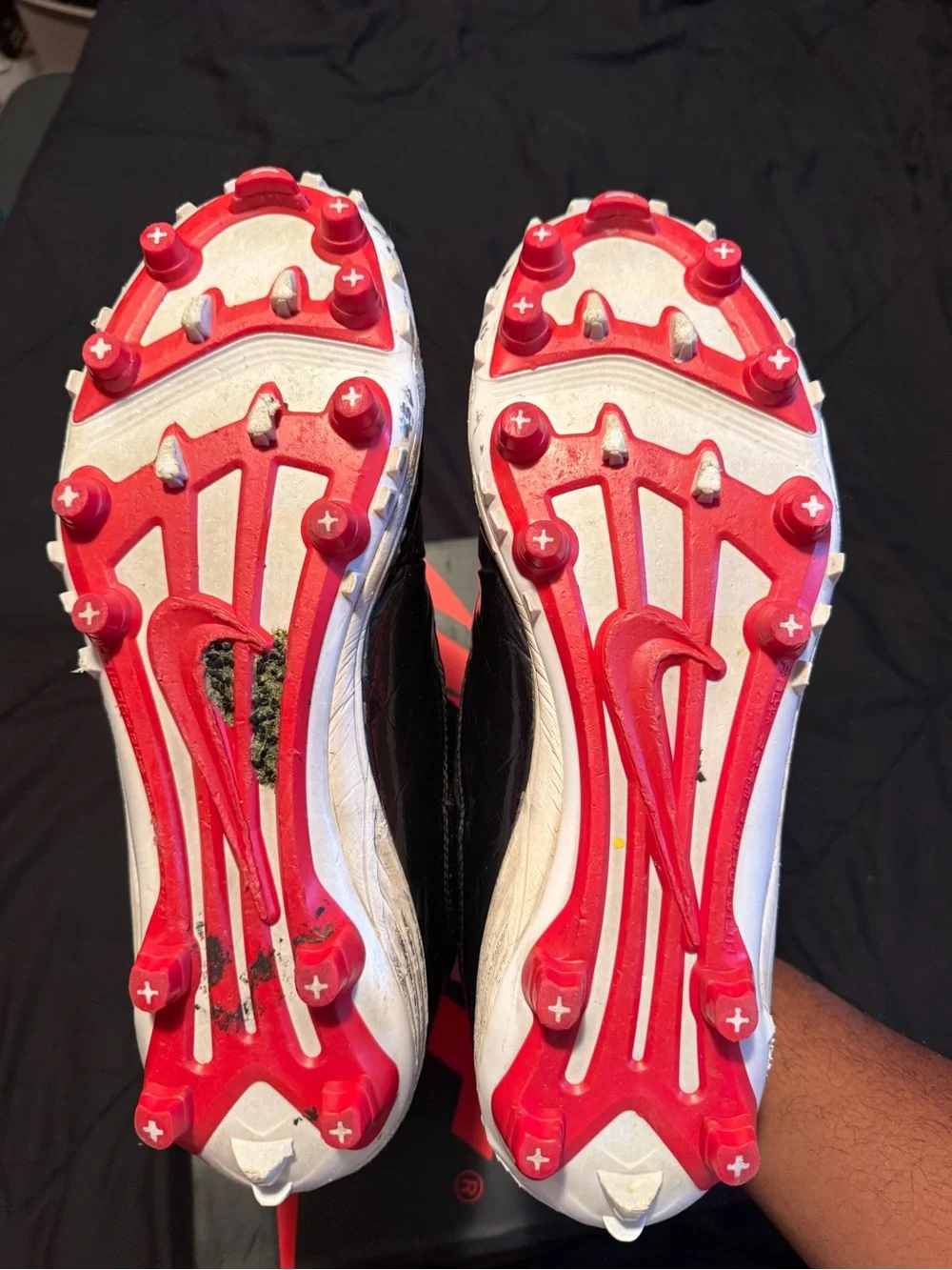Men’s Jordan bred 11 football cleats